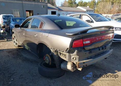 2013 Dodge Charger Sxt z USA, uszkodzony, nr VIN 2C3CDXJG6DH687335